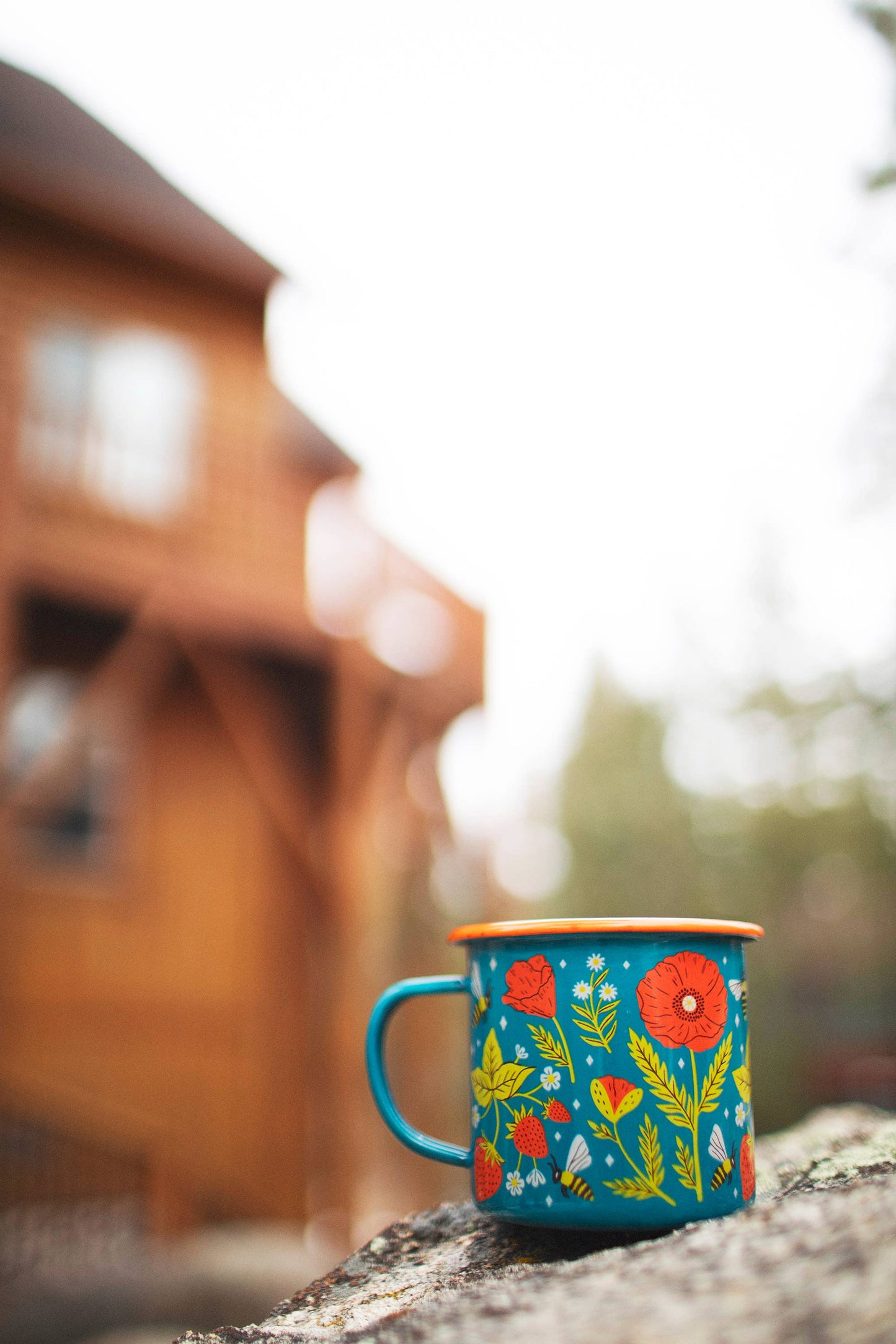 Enamel Coffee & Camp Mug | Garden Buzz | 16 oz | Poppies