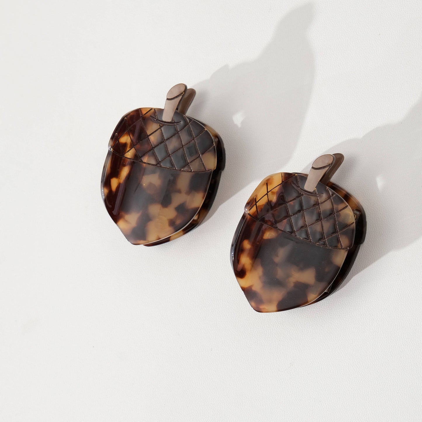 Acorn Claw Clip - Small