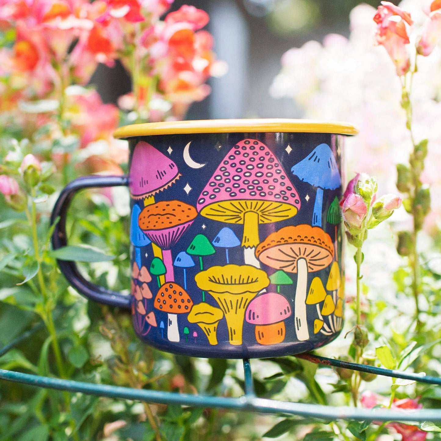 Enamel Coffee & Camp Mug | Midnight Mushroom | 16 Oz | Fungi