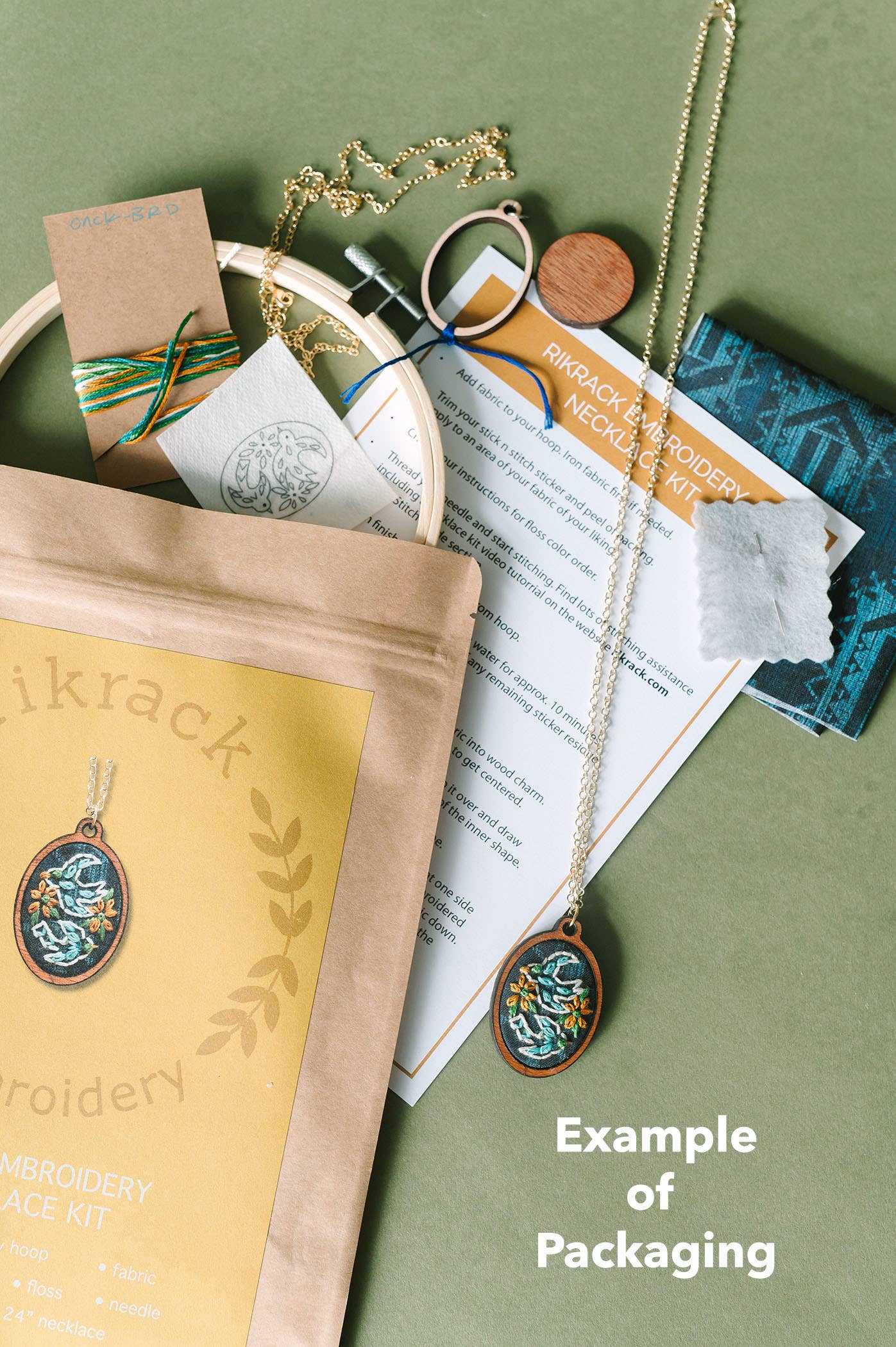 Strawberries Embroidery Necklace Kit