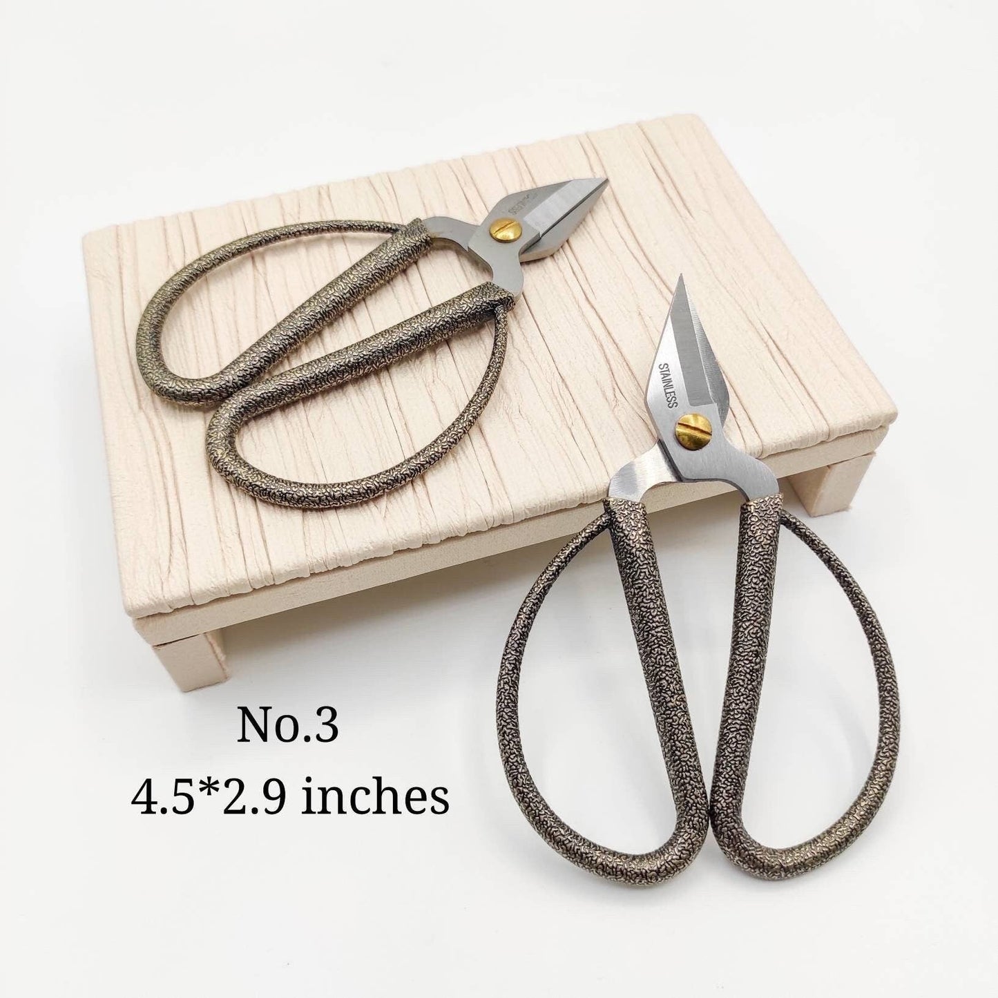 Black and gold mottled 5" scissors