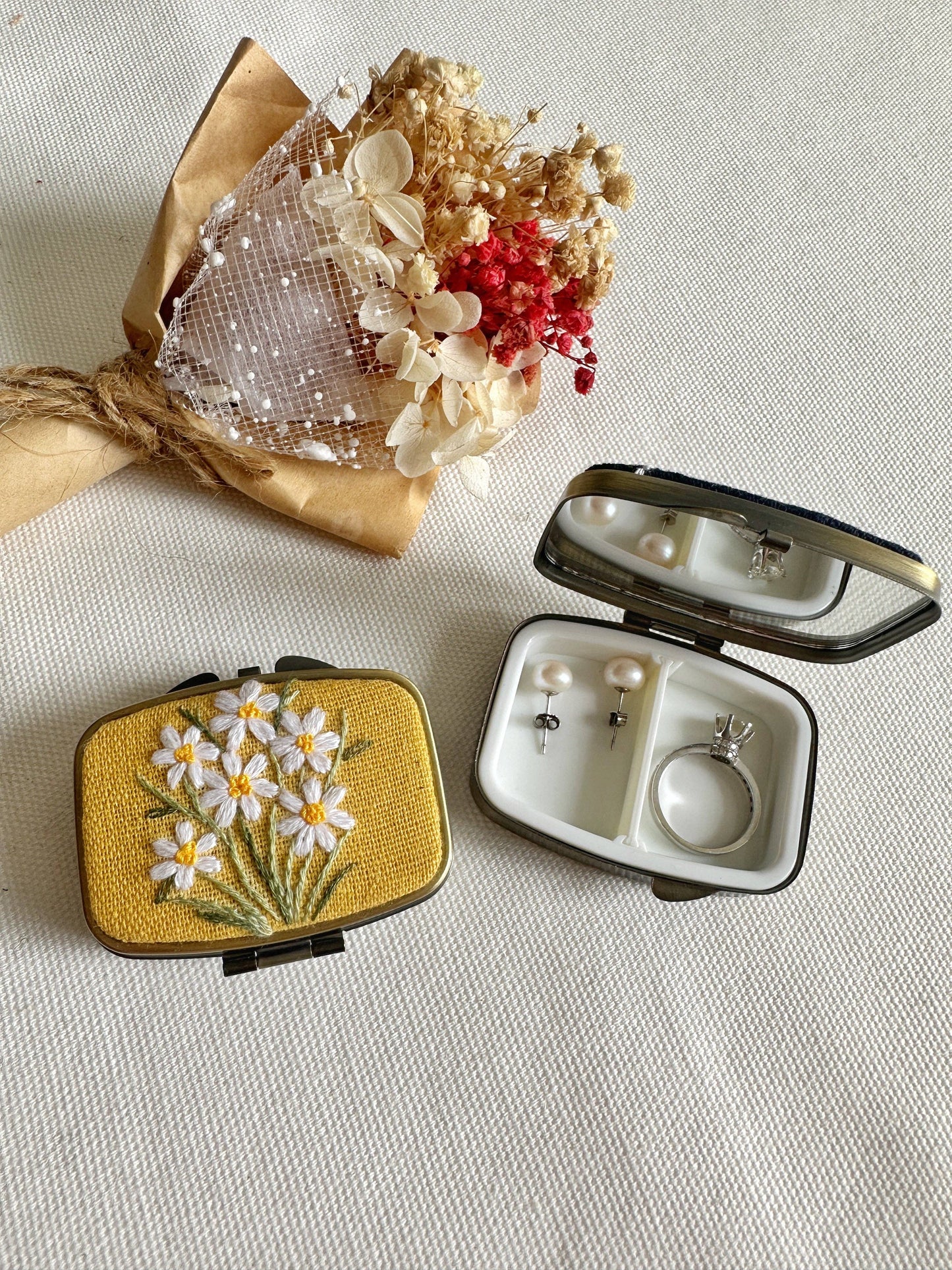 Floral Embroidered Rectangle Mini Jewelry Box With Mirror