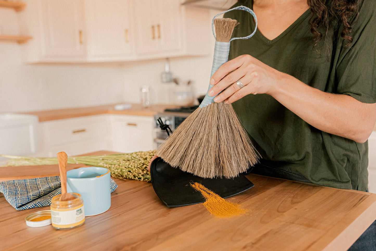 Tampico Wing brush/broom