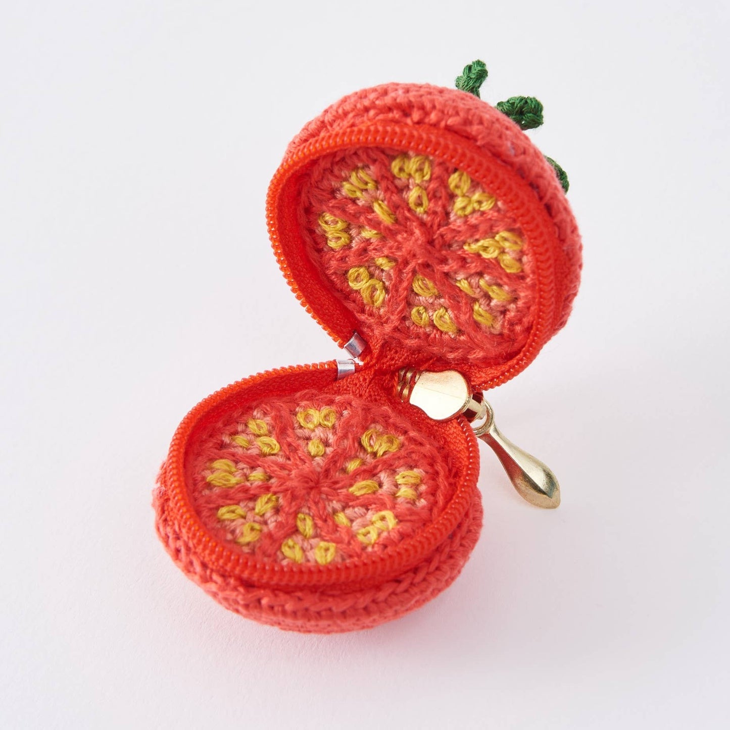COSMO Tiny Pouch Crocheted with Embroidery Thread Kit
