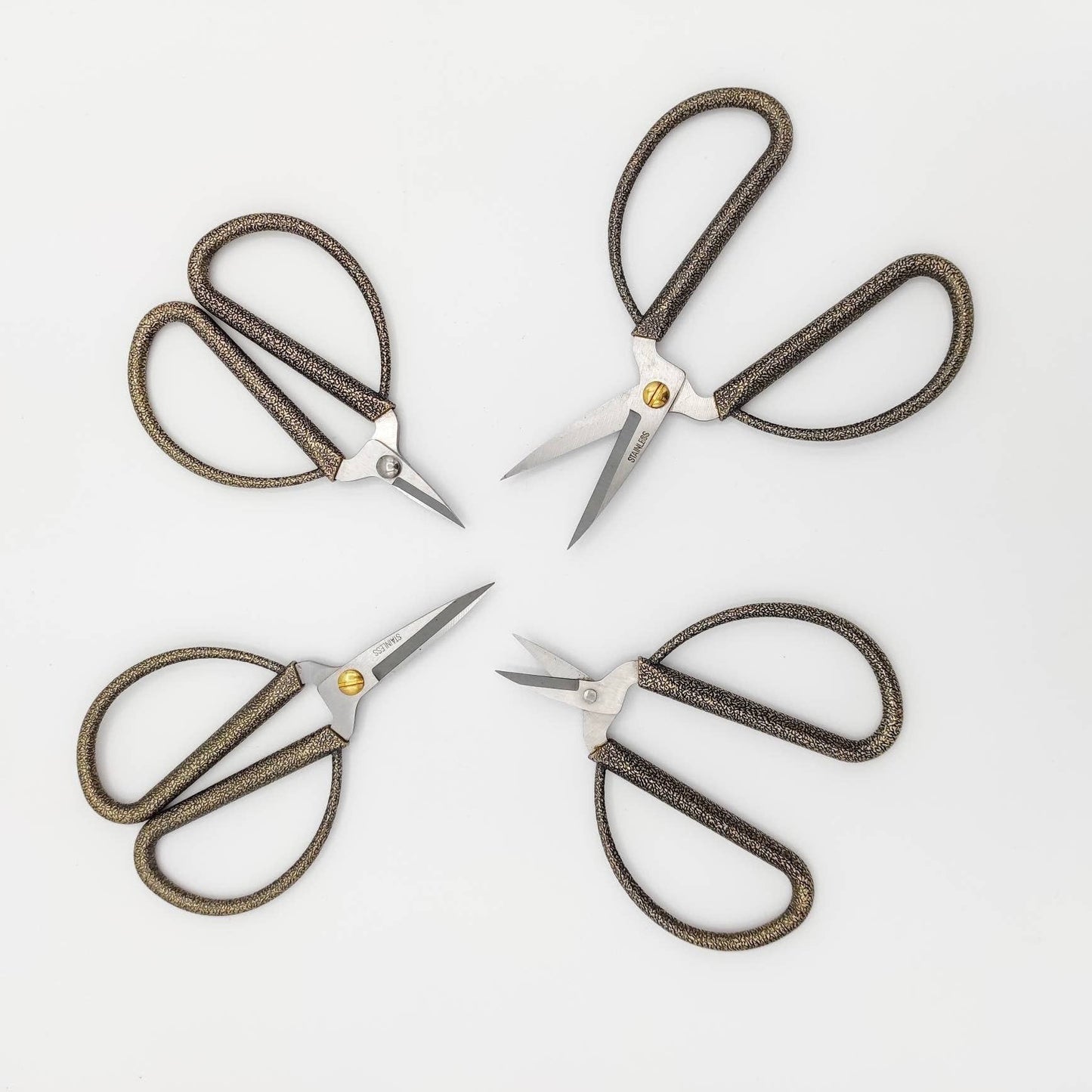 Black and gold mottled 5" scissors