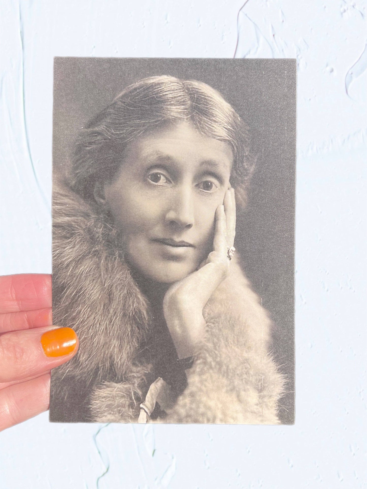 POSTCARD Virginia Woolf