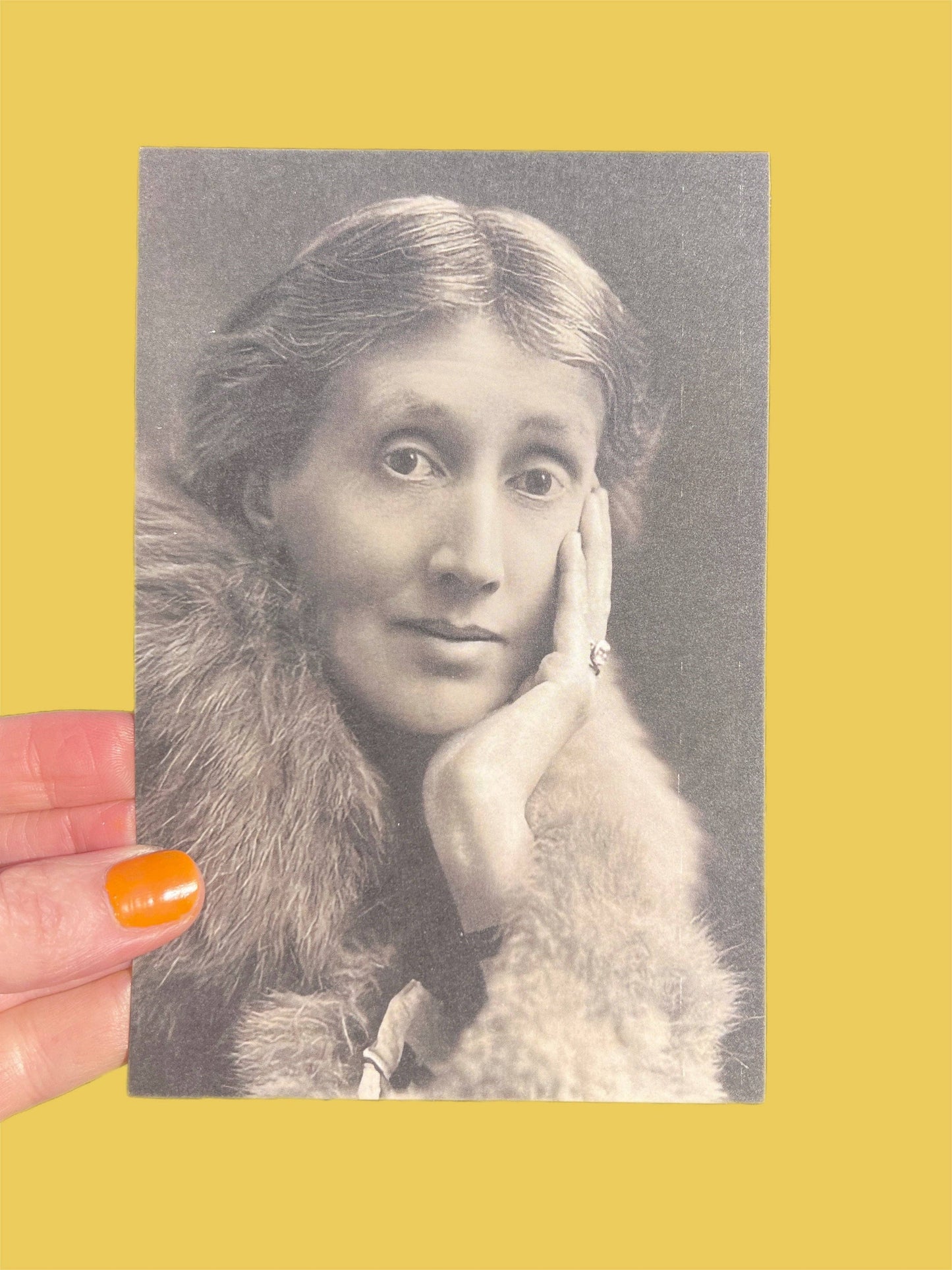 POSTCARD Virginia Woolf